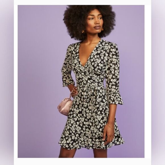 Reformation Dresses & Skirts - Reformation Zoe Wrap Dress in Nicole Size S